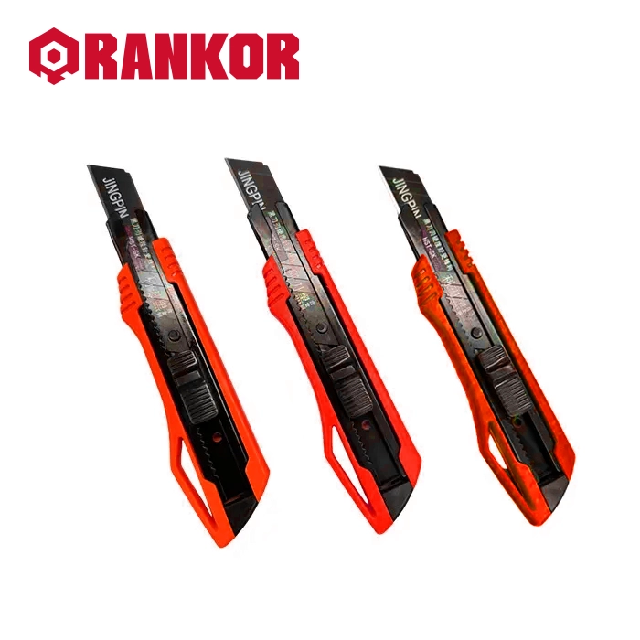Retracting Utility Knife