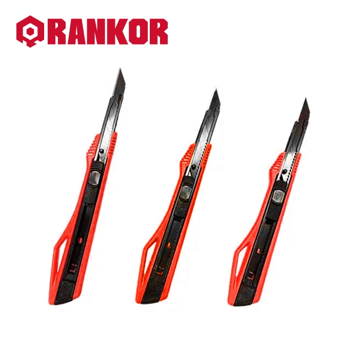 Retracting Utility Knife